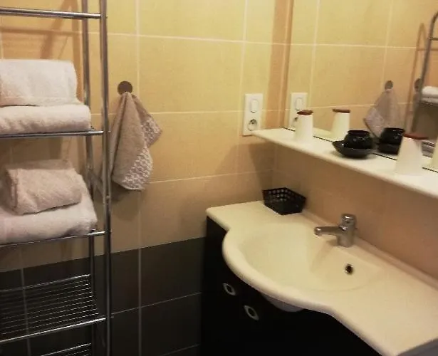 Oda ve Kahvaltı Bellevue Les Carlines 3*